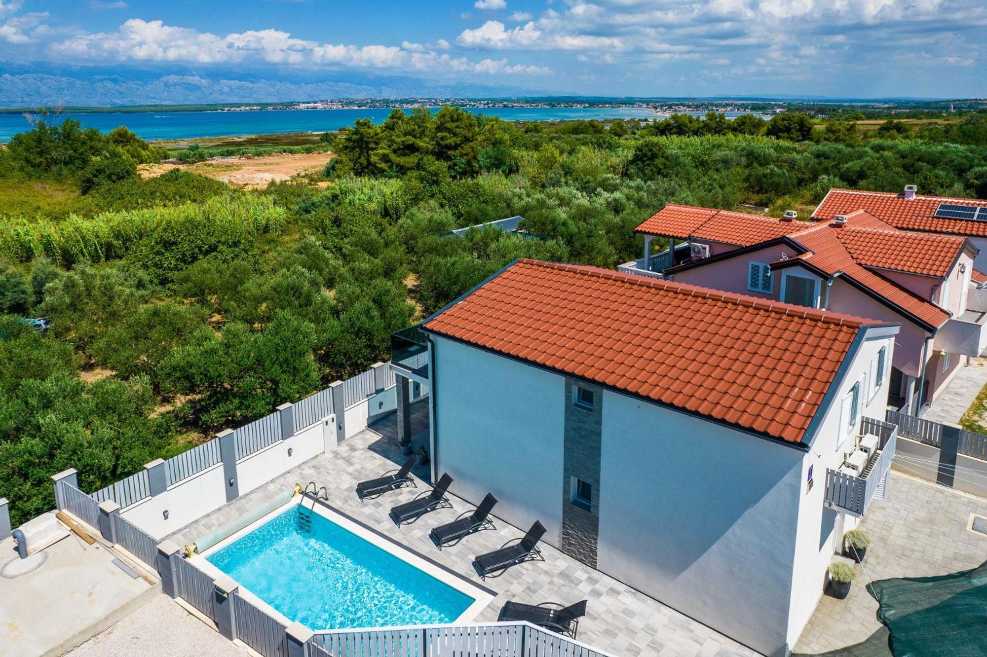 Vila Zara Nin Exterior foto